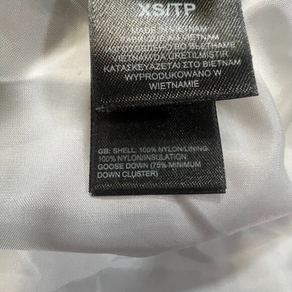 The North Face Women's Aconcagua 550 Fill Down Vest Sz XS Purple Warm Puffer - Picture 9 of 13